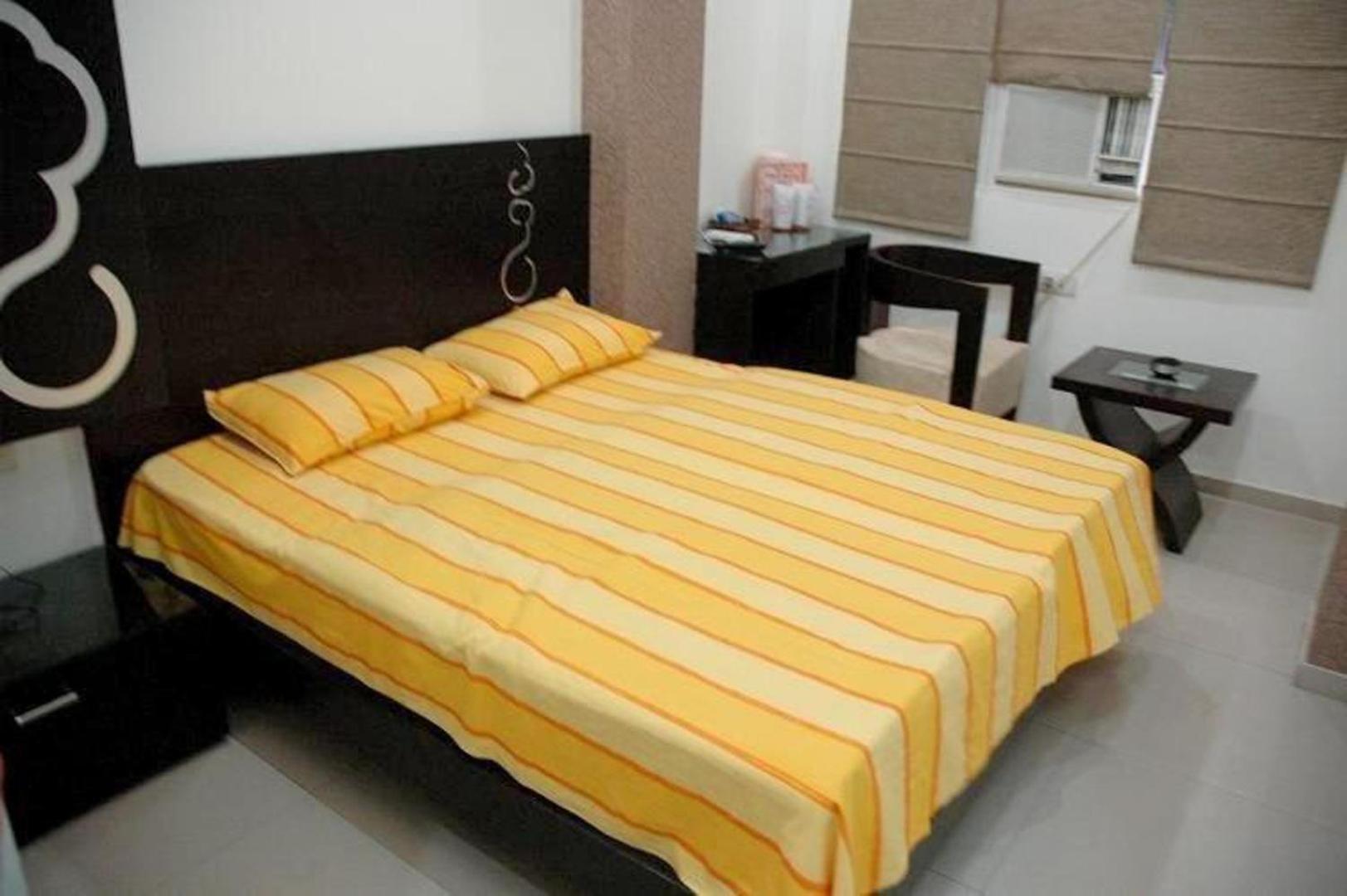 Hotel Chanchal Continental - 02 Mins From New Delhi Railway Station Exterior foto
